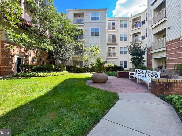 2791 Centerboro Drive 76, Vienna VA 22181