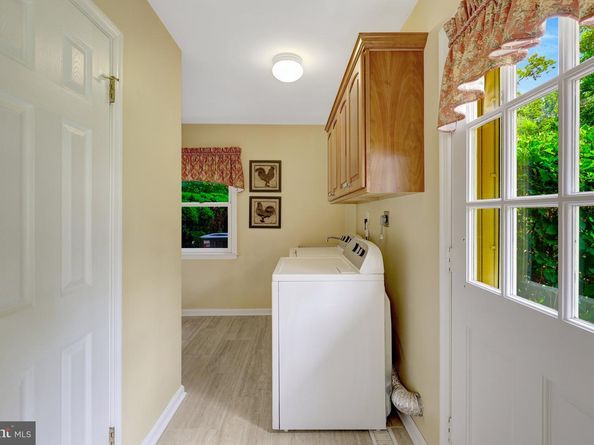 2201 Lydia Place, Vienna VA 22181
