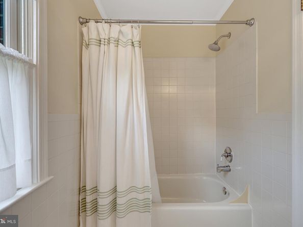 2201 Lydia Place, Vienna VA 22181