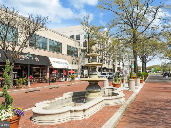 3249 Martha Custis Drive, Alexandria VA 22302