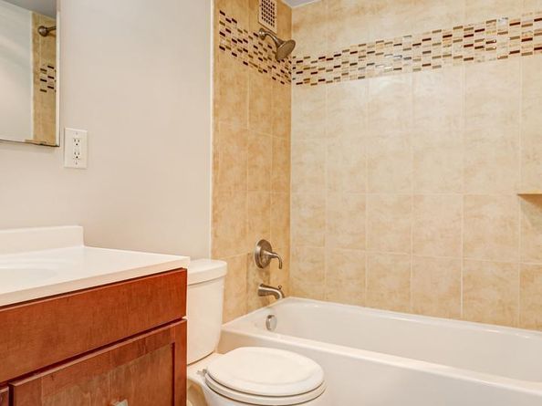 4141 Henderson Road 303, Arlington VA 22203