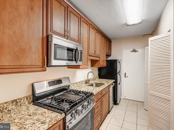 4141 Henderson Road 303, Arlington VA 22203