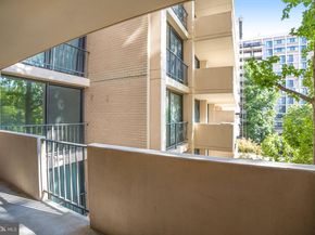 4141 Henderson Road 303, Arlington VA 22203