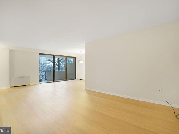 4141 Henderson Road 303, Arlington VA 22203