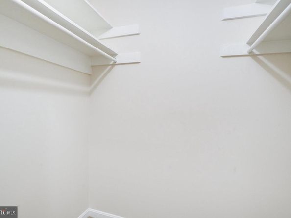 4141 Henderson Road 303, Arlington VA 22203