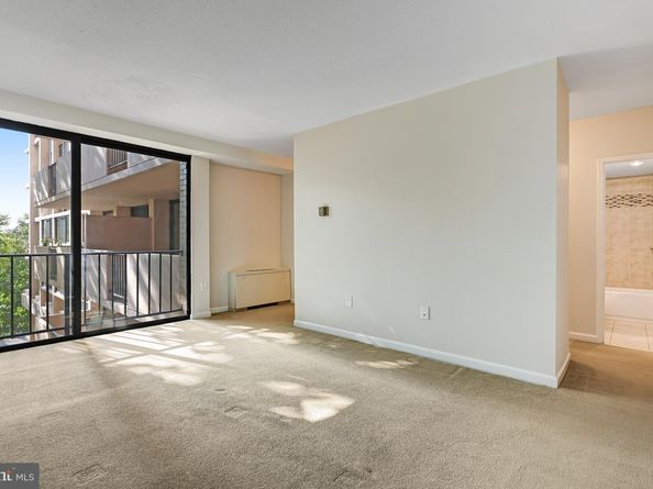4141 Henderson Road 303, Arlington VA 22203