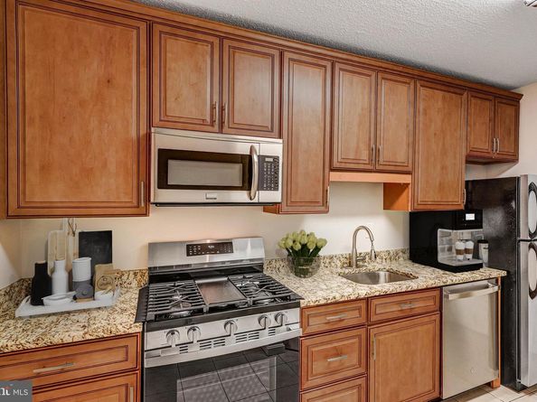4141 Henderson Road 303, Arlington VA 22203