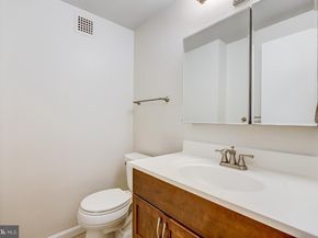 4141 Henderson Road 303, Arlington VA 22203