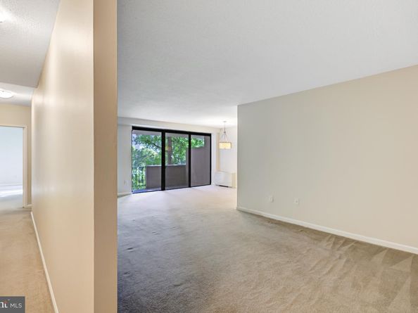 4141 Henderson Road 303, Arlington VA 22203