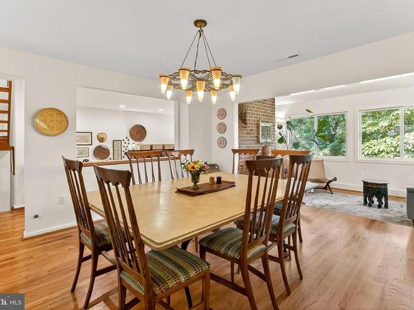 11732 Indian Ridge Road, Reston VA 20191