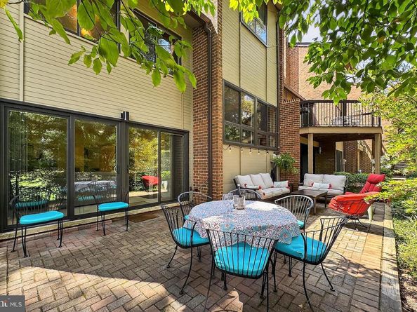 11732 Indian Ridge Road, Reston VA 20191