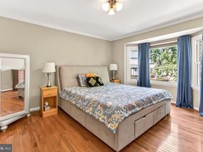 406 Woodgrove Court, Herndon VA 20170