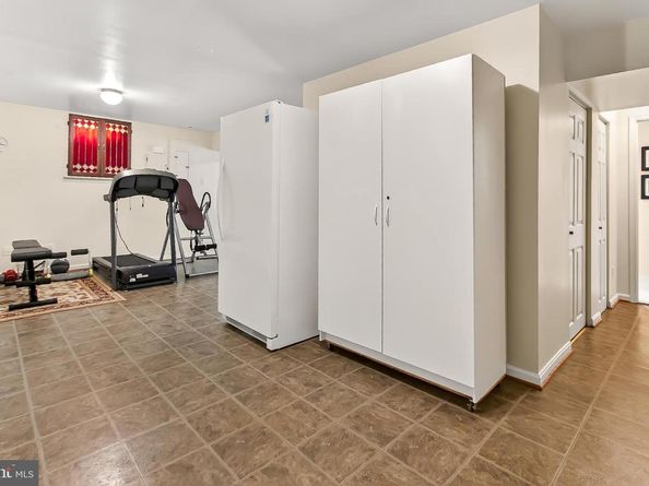406 Woodgrove Court, Herndon VA 20170