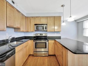 2701 4TH Street NE 101, Washington DC 20002