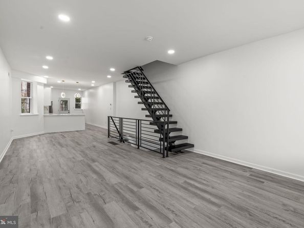 1010 S 51st Street, Philadelphia PA 19143