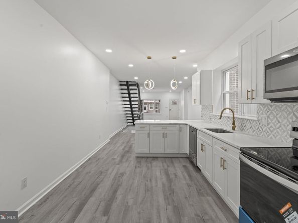 1010 S 51st Street, Philadelphia PA 19143