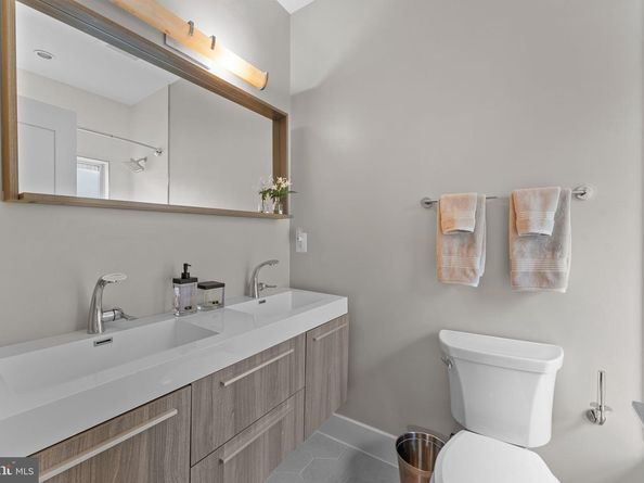 5702 16TH Street NW, Washington DC 20011
