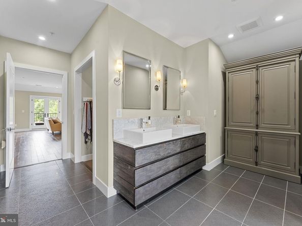 5702 16TH Street NW, Washington DC 20011