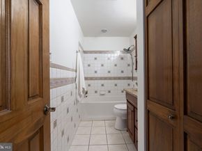 1 Alder Court, Philadelphia PA 19147