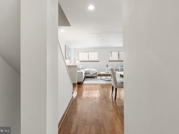 1 Alder Court, Philadelphia PA 19147