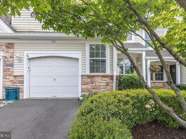 102 Waverly Lane 4, New Hope PA 18938