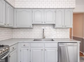 102 Waverly Lane 4, New Hope PA 18938