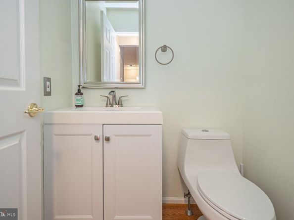 102 Waverly Lane 4, New Hope PA 18938