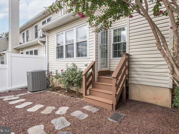 102 Waverly Lane 4, New Hope PA 18938
