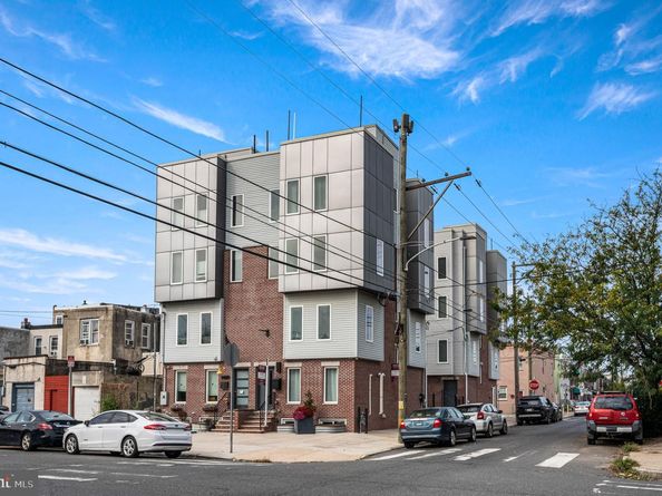 2000 E Moyamensing Avenue, Philadelphia PA 19148