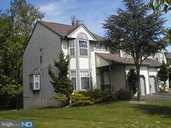 101 Laurel Circle