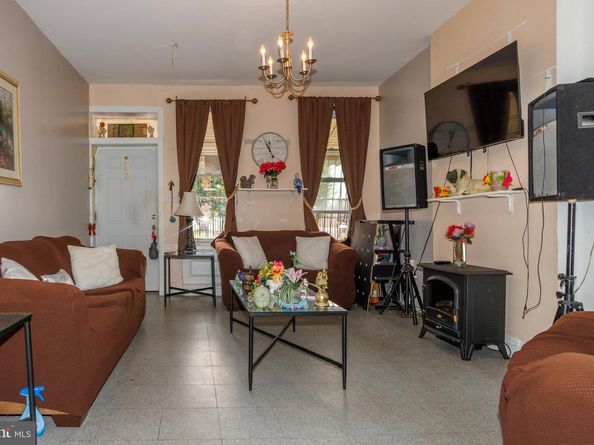 2734 A Street, Philadelphia PA 19134