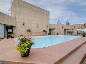 2020 Walnut Street 19K, Philadelphia PA 19103