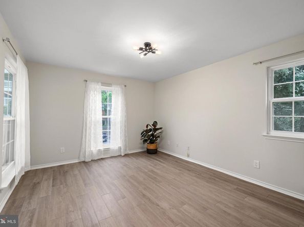 1505 Lincoln Way 201, Mclean VA 22102