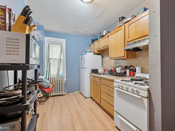 2441 W Harold Street, Philadelphia PA 19132