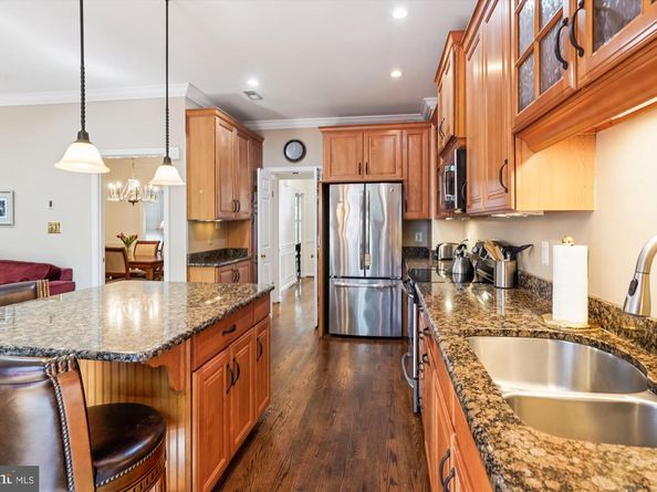 3922 N Glebe Road, Arlington VA 22207