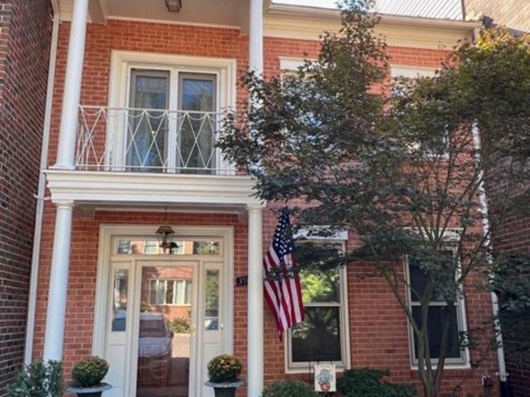 3922 N Glebe Road, Arlington VA 22207