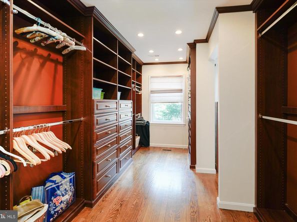 3922 N Glebe Road, Arlington VA 22207