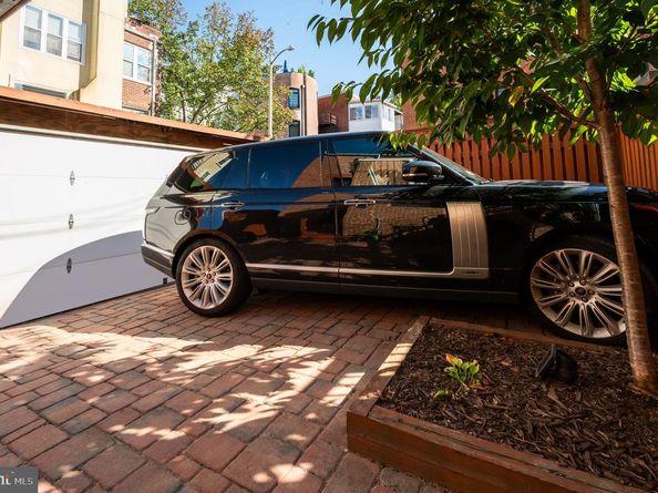 1612 T Street NW, Washington DC 20009