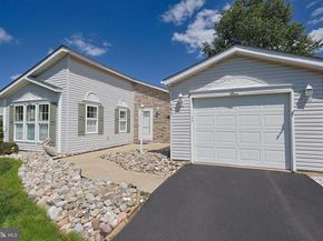 191 Cardinal Court S, New Hope PA 18938