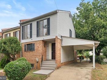 5036 Nash Street NE