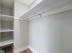8000 Le Havre Place 21/16, Falls Church VA 22042