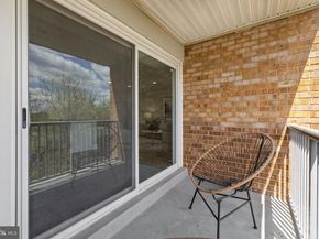 8000 Le Havre Place 21/16, Falls Church VA 22042
