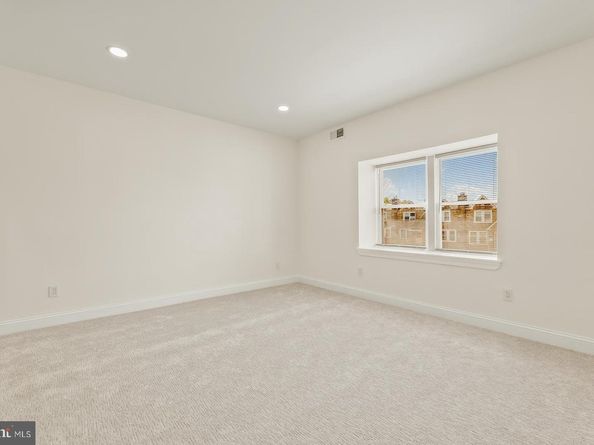 3315 Chippendale Avenue, Philadelphia PA 19136