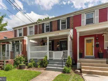 1203 Congress Street SE