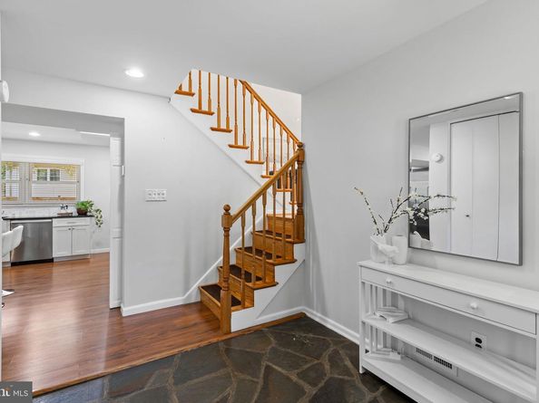 3341 Mansfield Road, Falls Church VA 22041