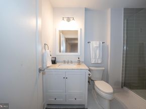 724 N 19TH Street 1, Philadelphia PA 19130