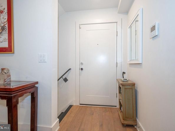 724 N 19TH Street 1, Philadelphia PA 19130
