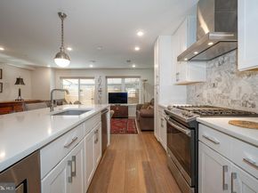 724 N 19TH Street 1, Philadelphia PA 19130