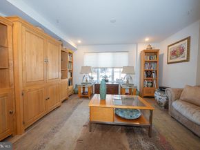 724 N 19TH Street 1, Philadelphia PA 19130