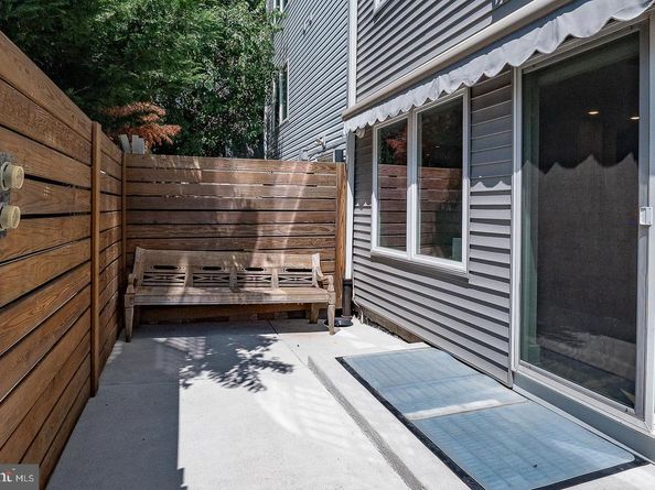 724 N 19TH Street 1, Philadelphia PA 19130